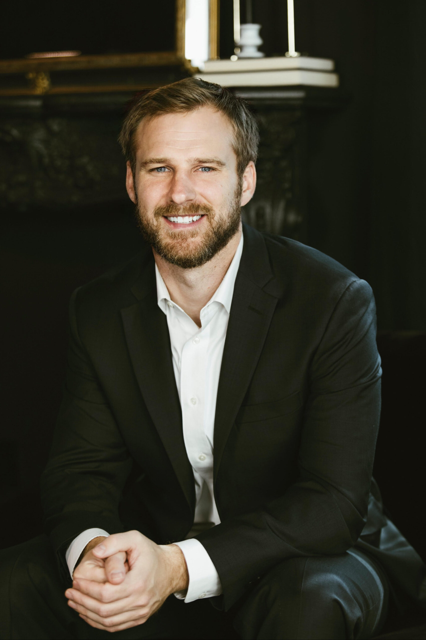 Agent Photo